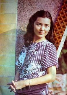 1984年,春晚主持人姜黎黎被下"死亡通知",27岁丈夫一夜白头