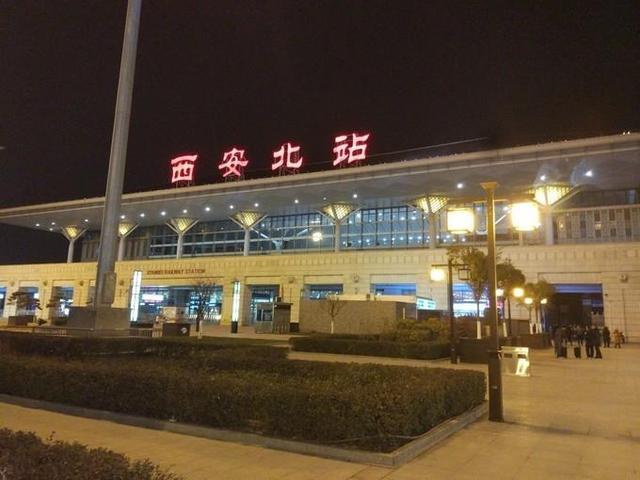 西安北站站台数为18台34线是中国站台和股道最多的高铁站