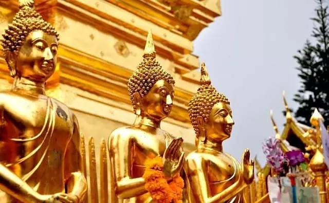 泰国:一个虔诚的佛教大国,却以"性都"和"人妖"文化