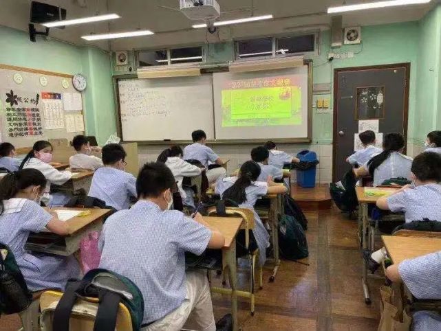 第37届楚才作文竞赛澳门新华学校中学部赛场.