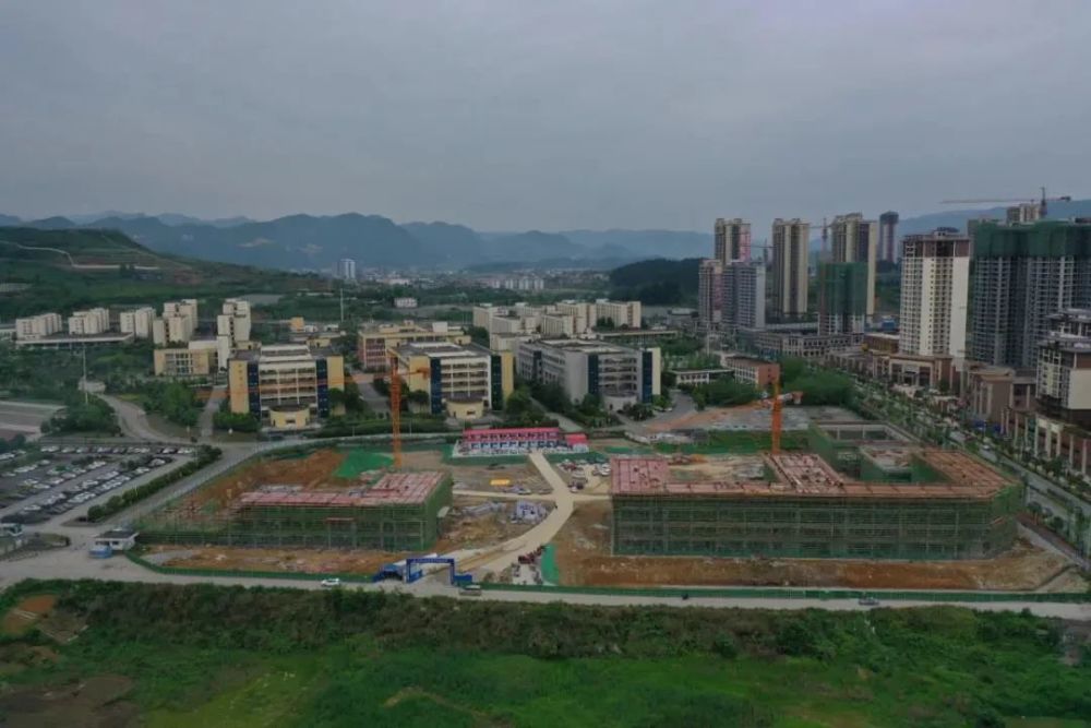 金沙县三所新建学校的最新施工进度情况
