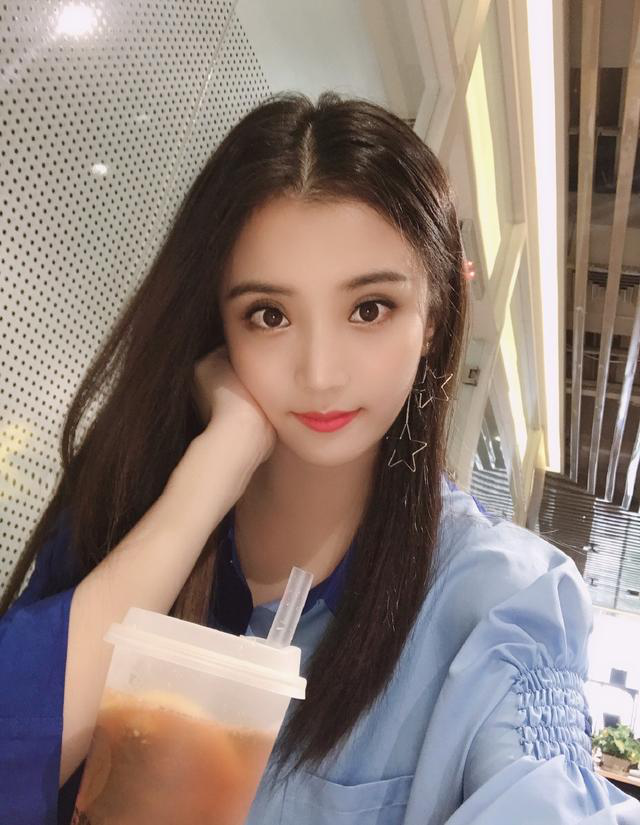 赵继伟女友身高1米75,被称上戏校花,话剧演员生涯前途