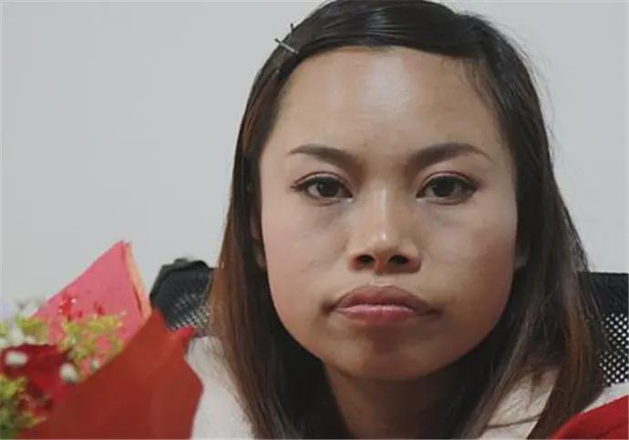 宁愿死在美国也不回去的凤姐现在的生活如何