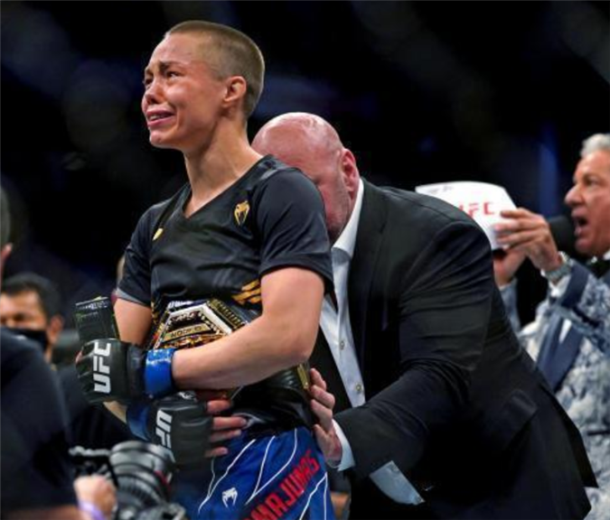 中国ufc一姐张伟丽被罗斯高扫踢爆头ko直言自己能赢回来