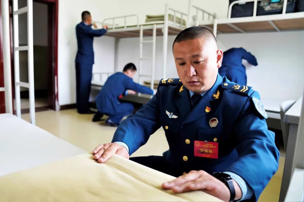 北部战区空军"两支队伍"拓展性深训开班