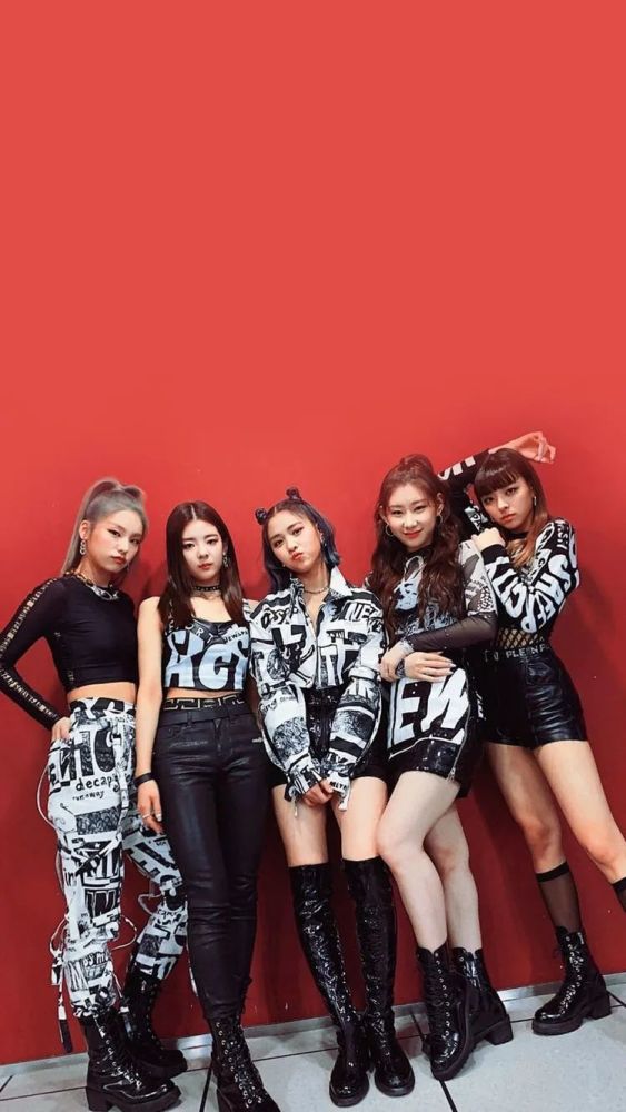 itzy)是jyp entertainment于2019年2月12日推出的韩国女子演唱组合