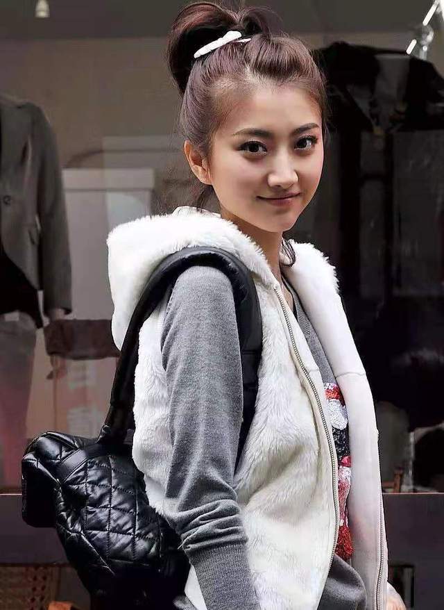 景甜的故事,为什么一直被叫资源咖,看完她的履历你就知道!