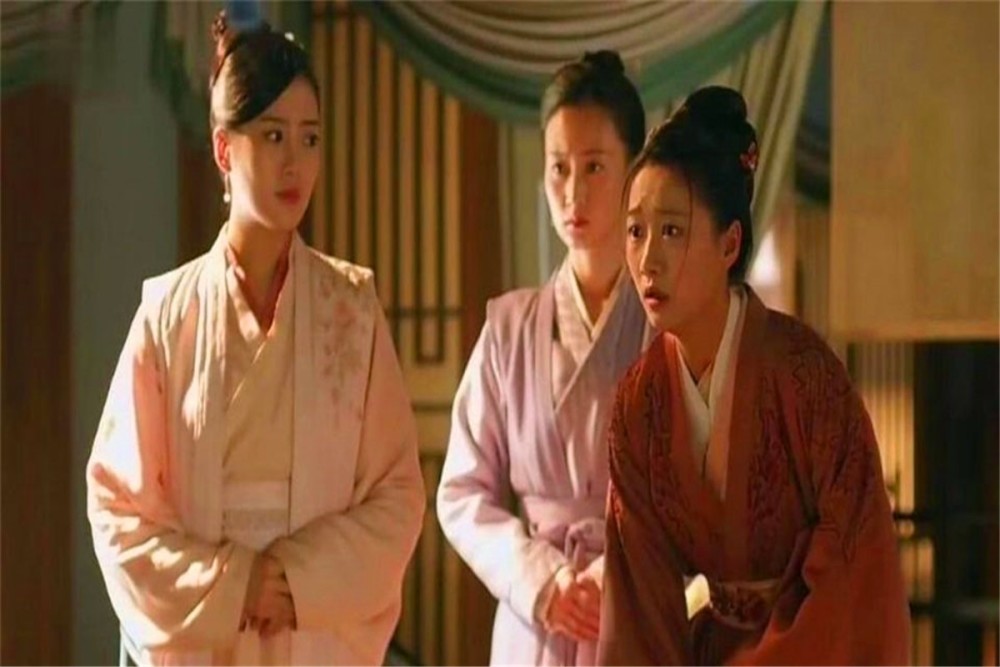 可以幸福一辈子的,就是因为她的拎不清,所以公婆给丈夫抬了一个良妾
