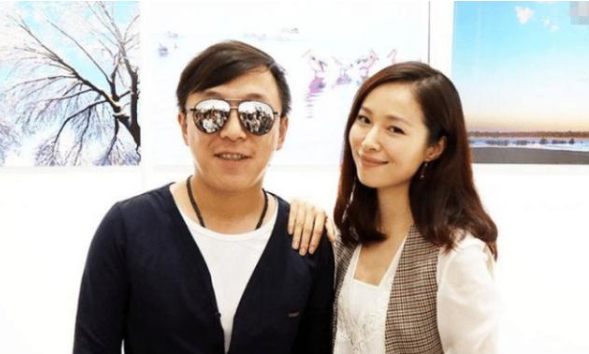 黄渤老婆爆光,难怪连林志玲都看不上