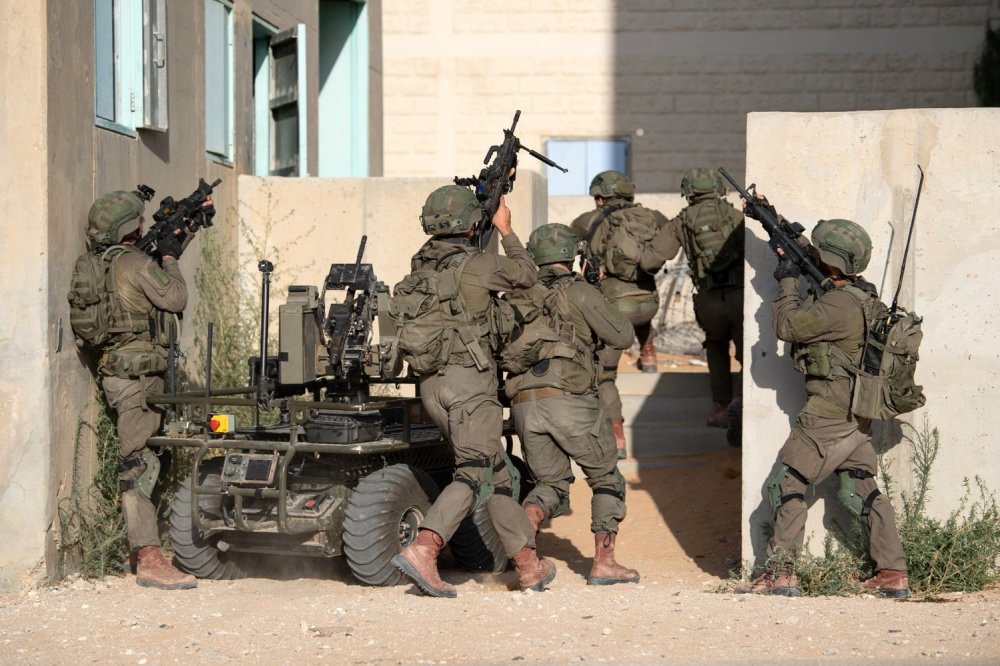 最新消息!以色列国防军官方证实,以军地面部队在战机掩护下进攻加沙