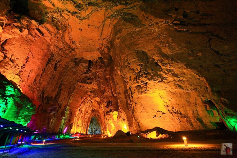 自驾湖北|腾龙洞——中国排名第一,世界排名第七已探明最大溶洞