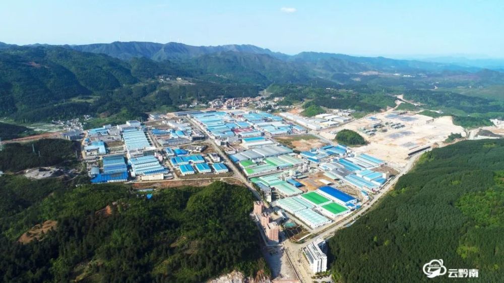 龙里县人口_高坪区的人口民族(2)