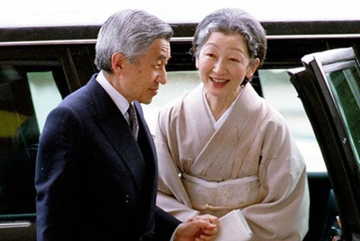 日本3位平民王妃:美智子遭遇恶婆婆,雅子不开心,纪子笑脸迎合