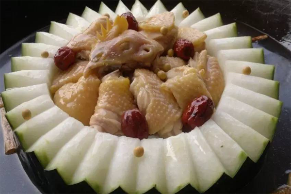 粤菜十大名菜排行 白切鸡乳鸽上榜,第一名南方特色