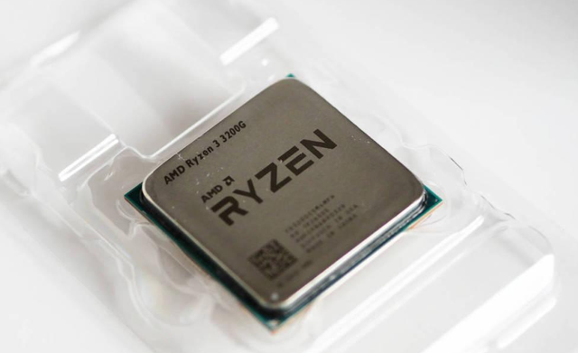 amd 锐龙3 3200g,也是12nm工艺制程,四核四线程,集成vega8核显,基础