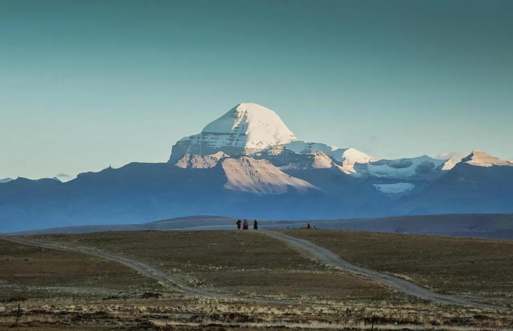 世界上最神秘的圣山——冈仁波齐