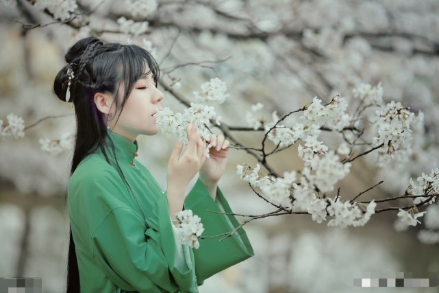 重逢的奇迹，梦中与前男友重归于好，情感更加深厚