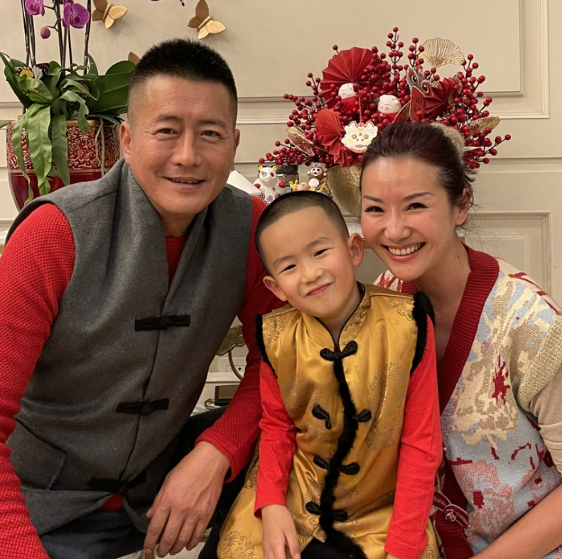肖战老总女儿_肖战王一博
