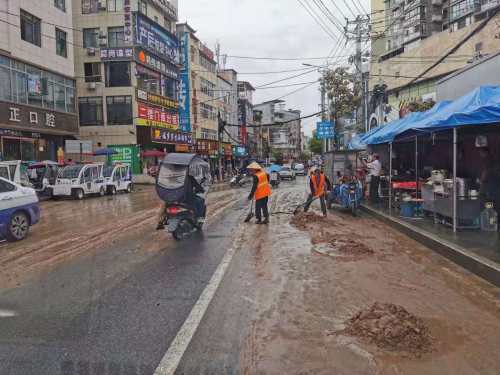 建始县城人口_建始县城图片