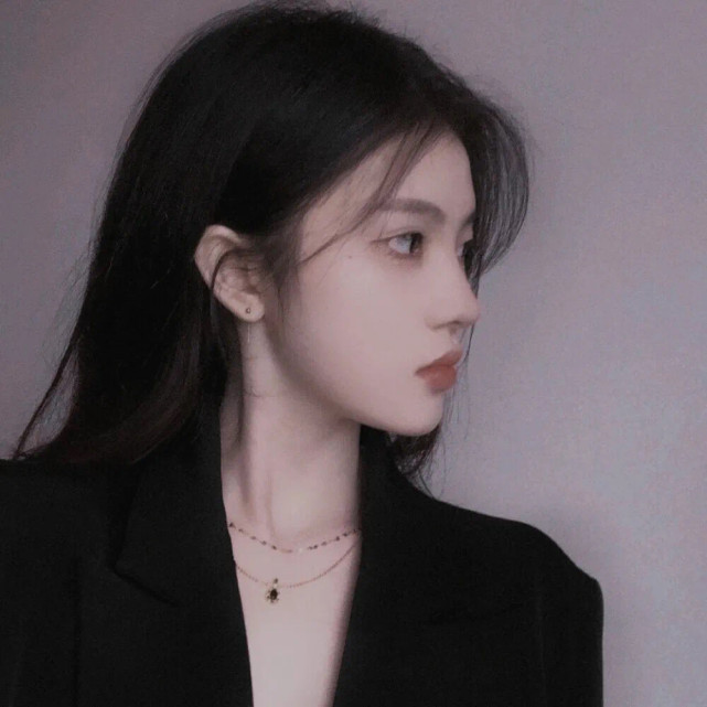 这才是"一眼万年"该用的女生头像