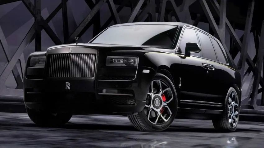 劳斯莱斯 cullinan black badge