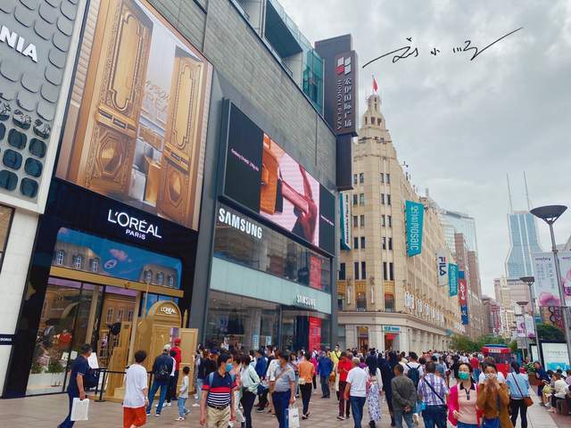 上海南京路步行街的"尴尬"商场,地理位置优越,却没什么存在感