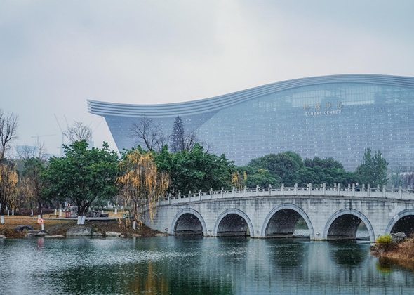 成都的闹市区也有不少的免费旅游景点,桂溪生态公园就是其中非常出名