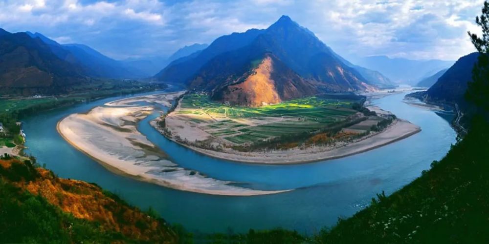 雅鲁藏布大峡谷