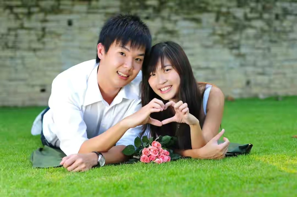 小夫妻和两个妈妈的相处之道