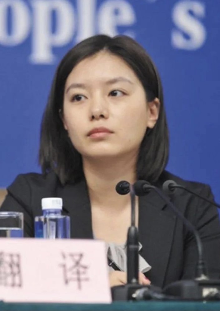 冷面女神张京:霸气拒绝清华北大,丈夫身份被揭,难怪会