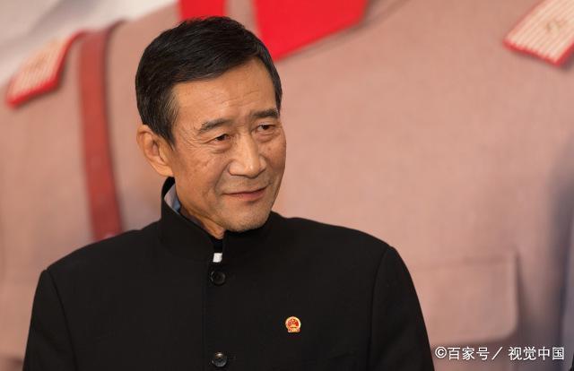 原来李雪健的老婆就是她,同样是演员,儿子长得帅气还是研究生