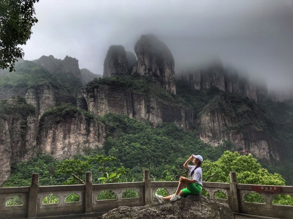 5a级旅游景区的海上名山温州雁荡山旅游风景区有很多景点
