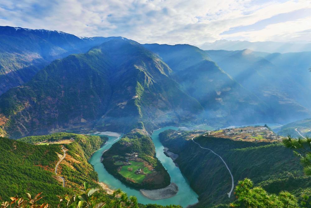 云南十大必去的旅游景点怒江低音号旅游