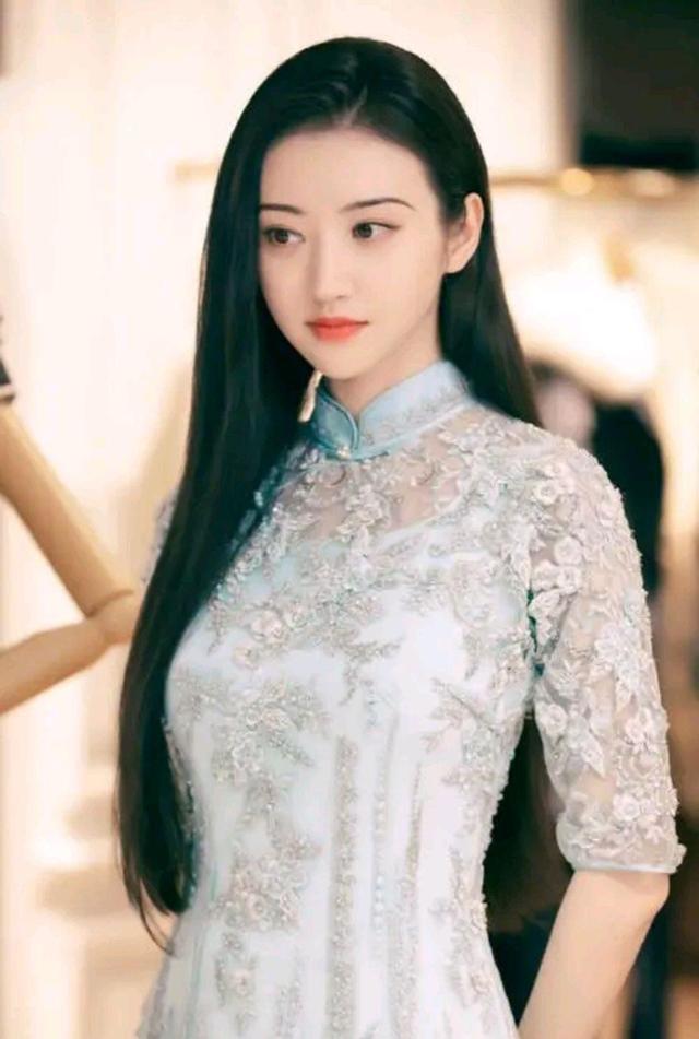 旗袍6大美女,前凸后翘风情万种,御姐可爱都不如妖娆