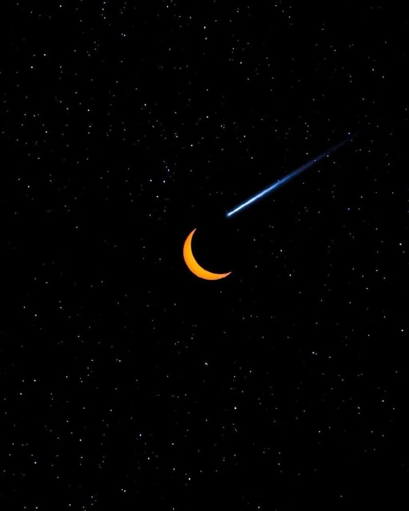 黑色系朋友圈背景图丨白天归顺生活夜晚忠于自己