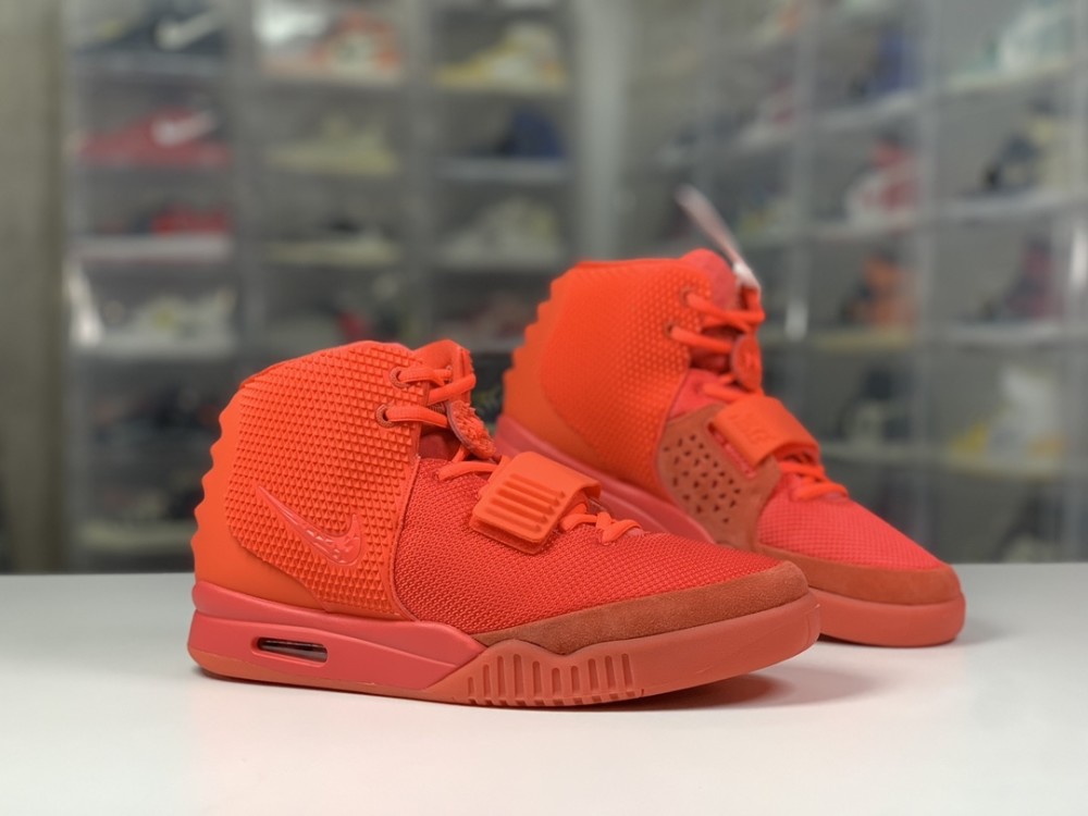 nike air yeezy 2 red october 红色十月