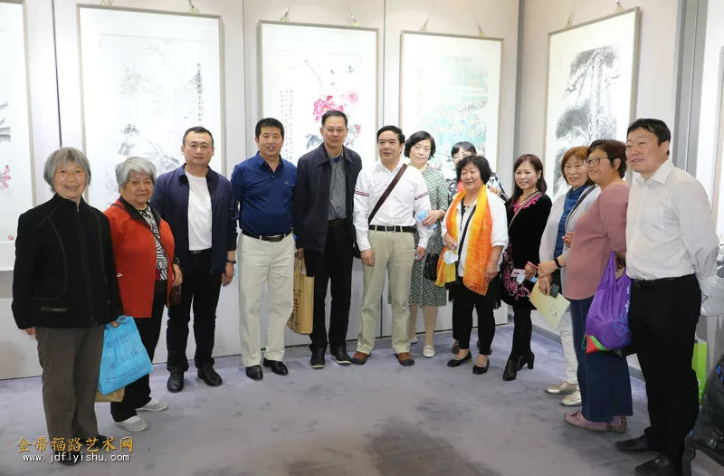 意象情怀—王群英中国画作品展在天津图书大厦开幕