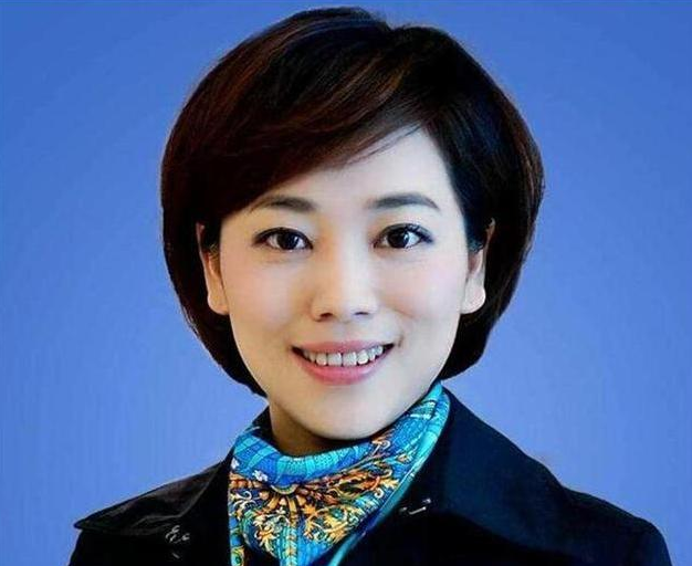 央视主持人劳春燕,屡次被传离职,去世,丈夫身份更是不一般