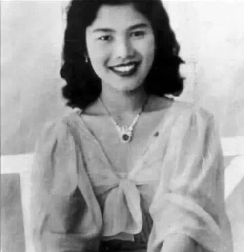 泰国诗丽吉太后年轻时有多美?看完这6张珍藏的照片,你