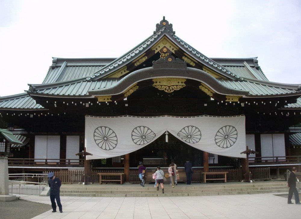 10年前火烧靖国神社被韩国人称为英雄的中国小伙现在怎样