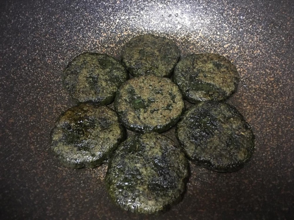 自制特色美味蒿子粑粑,味道独特,做法简单,营养又好吃