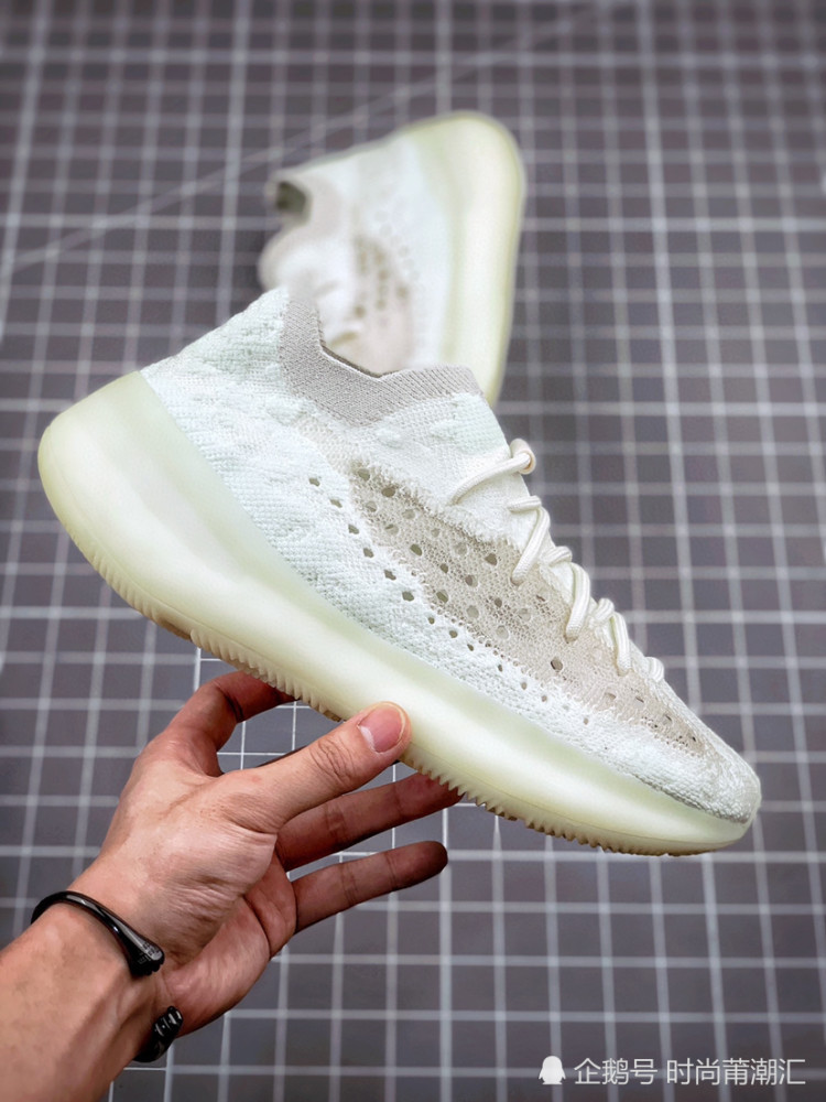 yeezy boost 380"calcite glow"白夜光