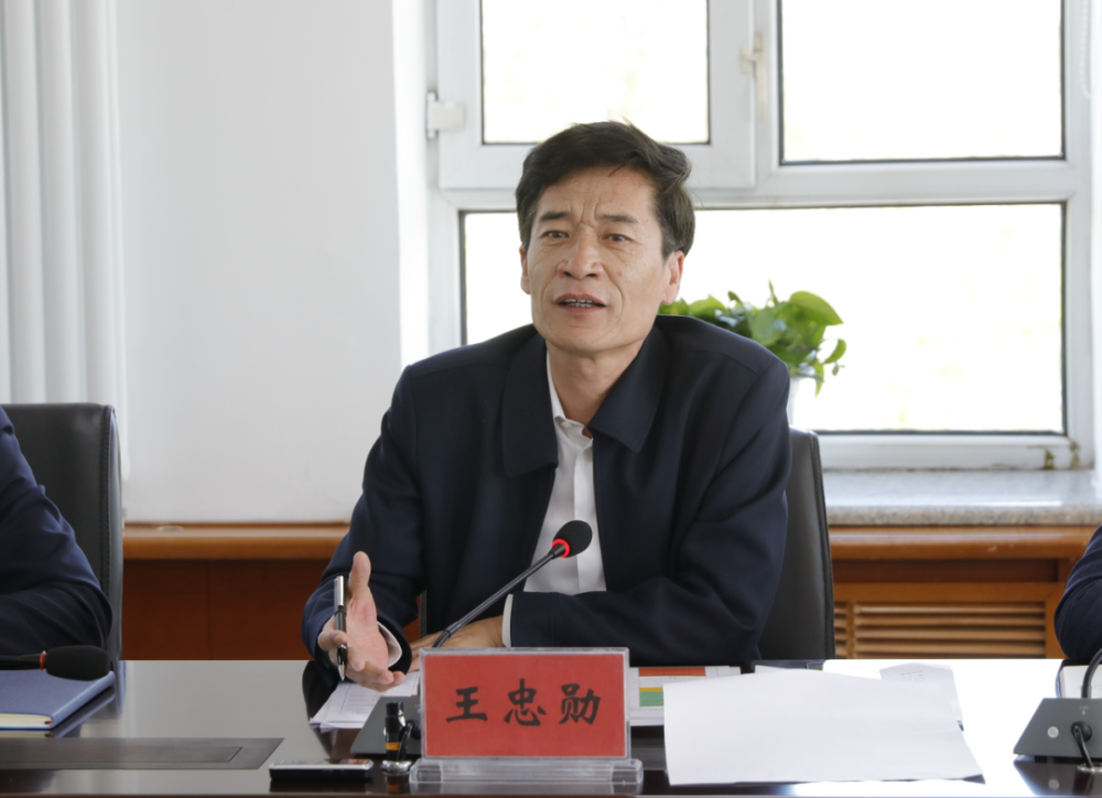 通河县召开重点项目建设推进会