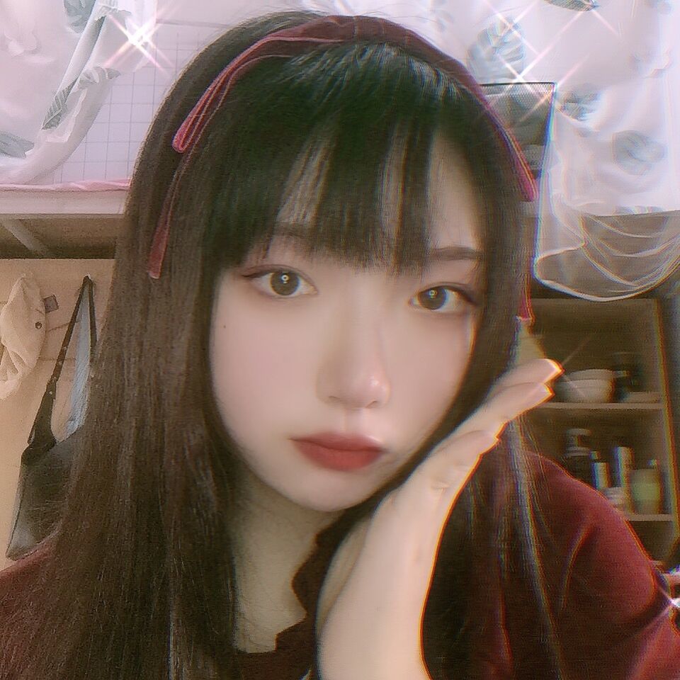 share真人网恋女生头像