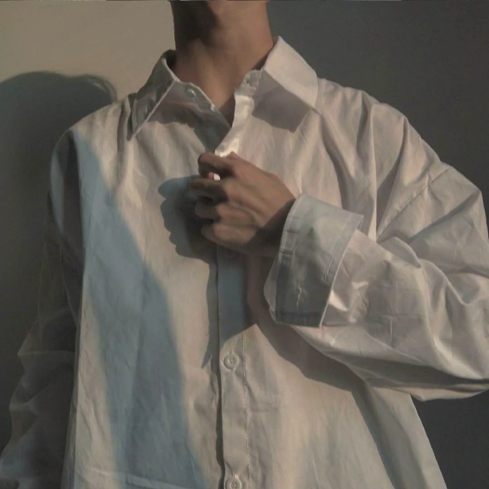 真人男生头像:江碧鸟逾白,山青花欲燃
