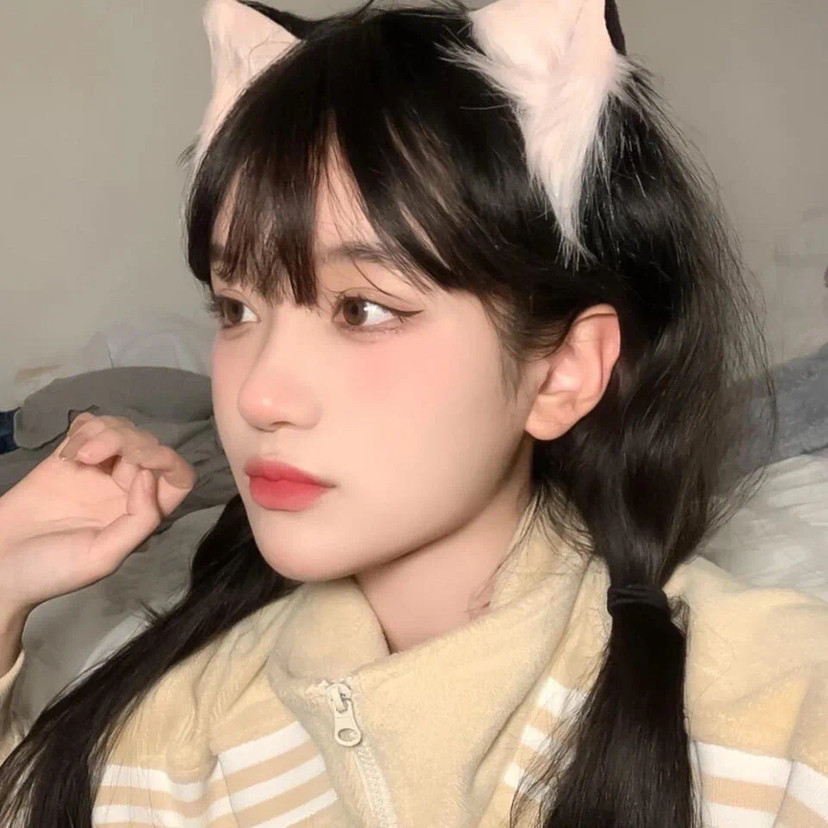 小众女生头像:就算内存不够也不会动你丑照一下