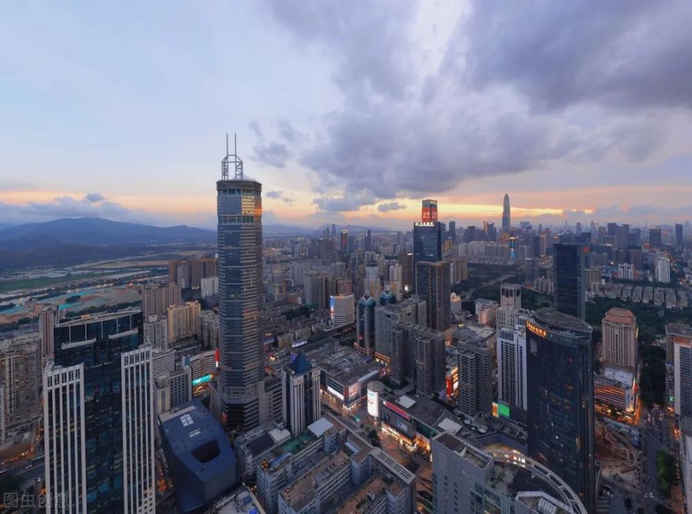 8米!深圳跨世纪的地标建筑——赛格广场,由陈世民大师设计