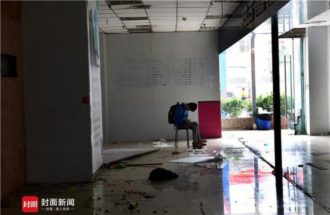 成都新世纪电脑城停止营业 未来转型办公写字