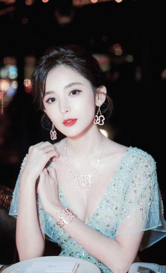 古力扎娜精美壁纸!福利啊!