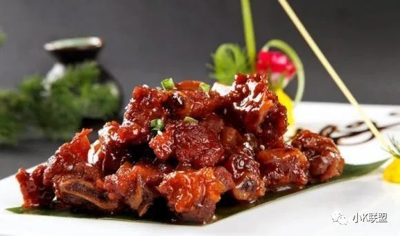 硬菜在家做"糟鸡翅" "生炒排骨""西红柿土豆牛腩""日式鸡肉咖喱饭"